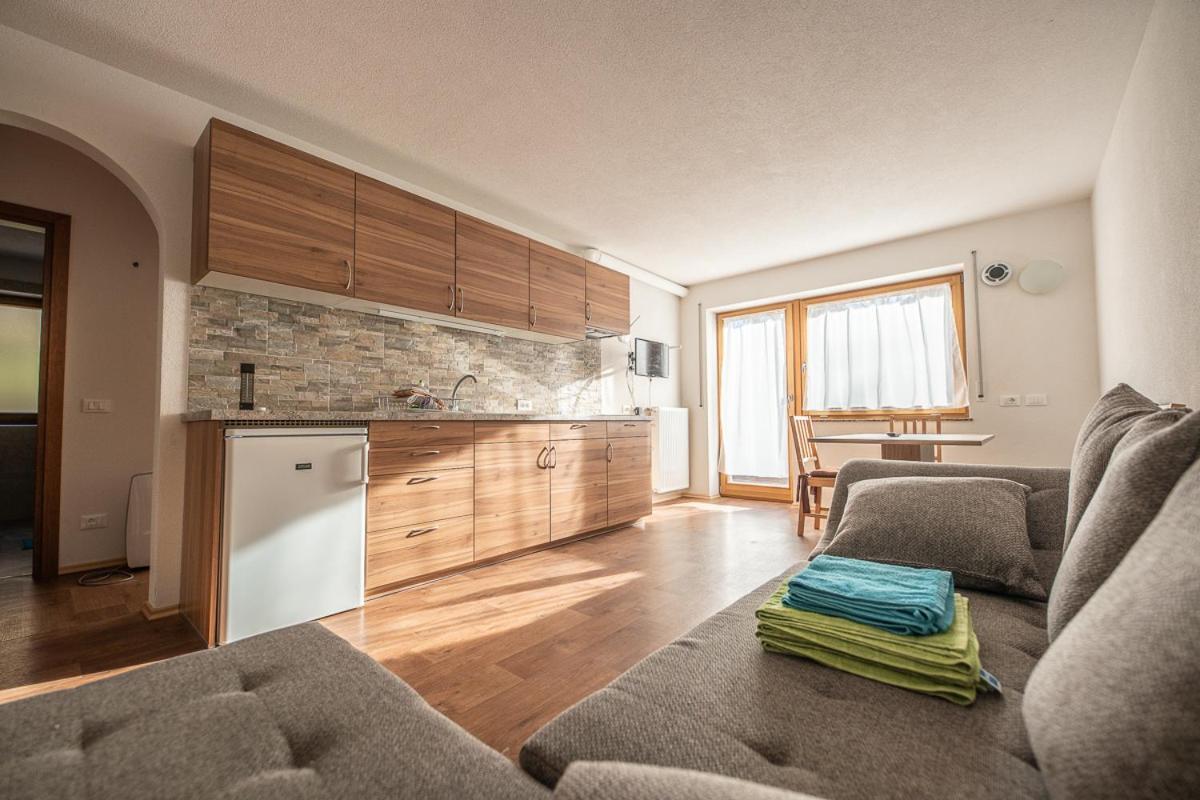 Residencesora Сан-Віджиліо-ді-Мареббе Екстер'єр фото